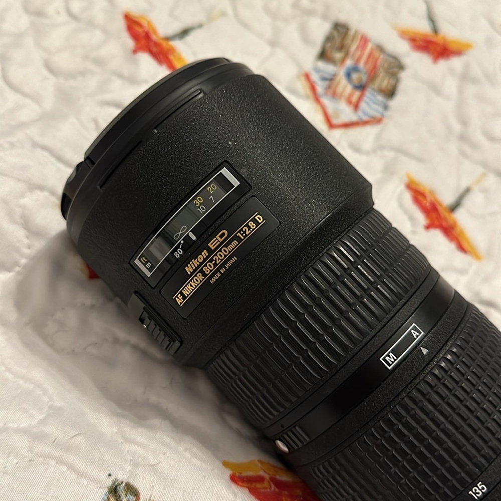 Nikon 80-200/2.8 VR AF lens